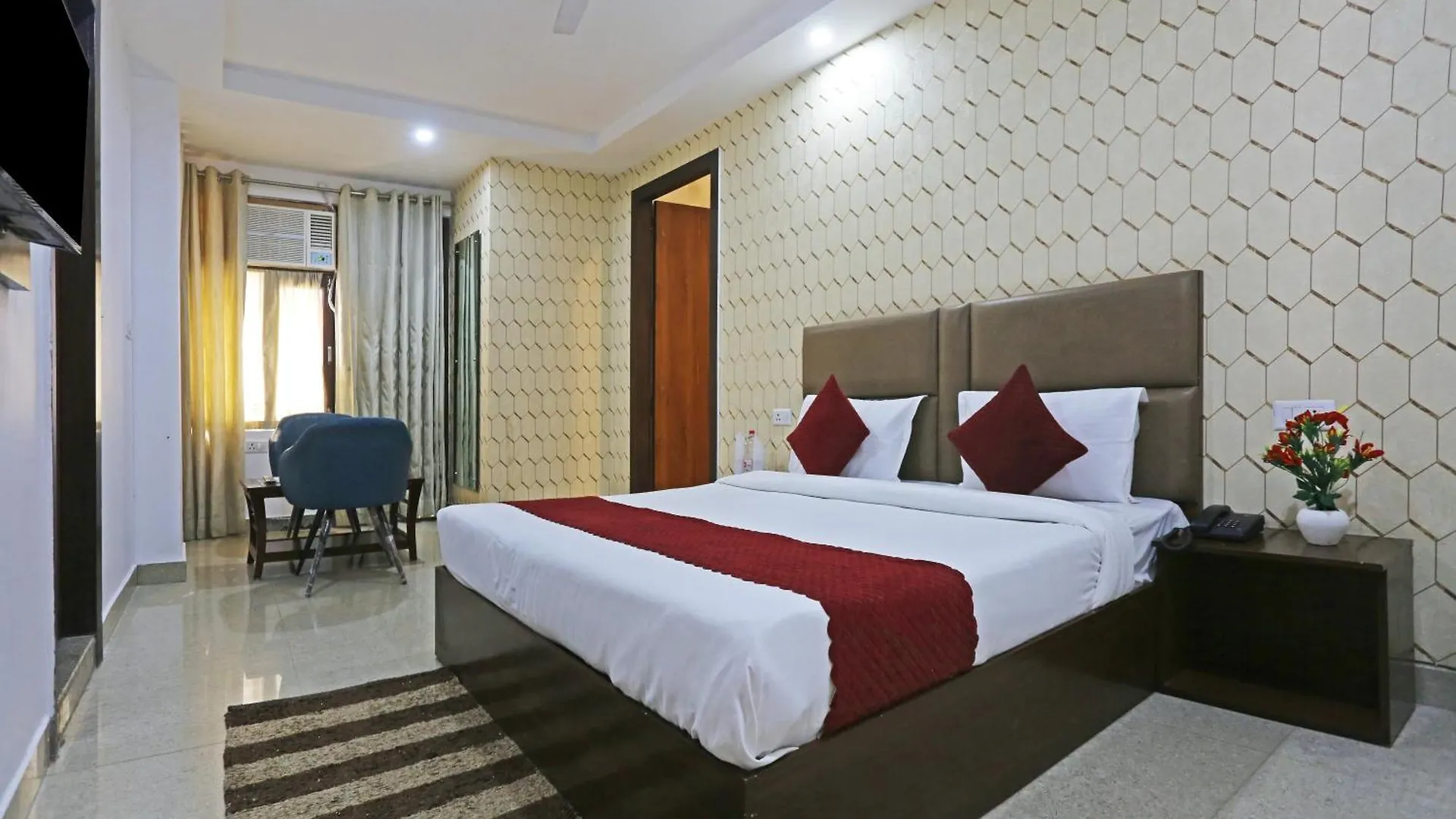 ****  Hotel Green Ambs Plaza Near Igi Delhi Airport New Delhi India